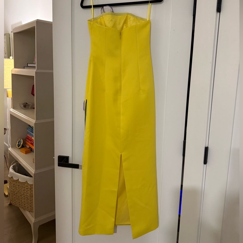 Leo Lin Rayna Appliqué Floral Maxi Dress – Iris Print in Yellow - Picture 4 of 6